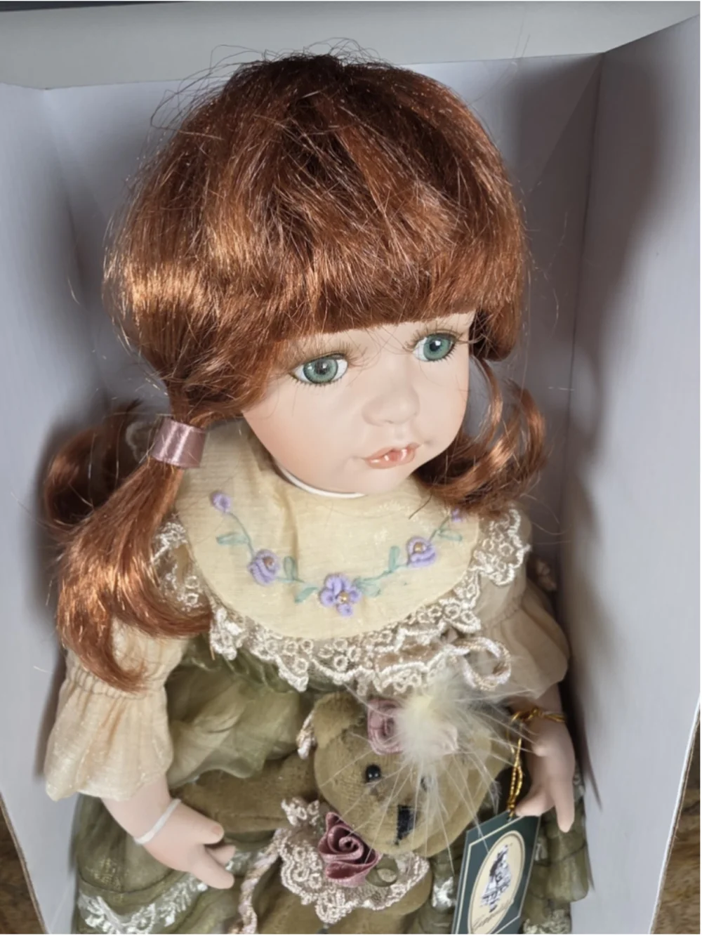 VTV Geppeddo Erica Porcelain Doll Teddy Bear Hat Original Box Tag 11